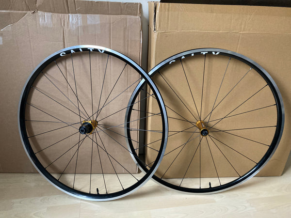 Carbon Ti Lightweight / Climbing Road Bike Wheels - Tubeless, 1445g